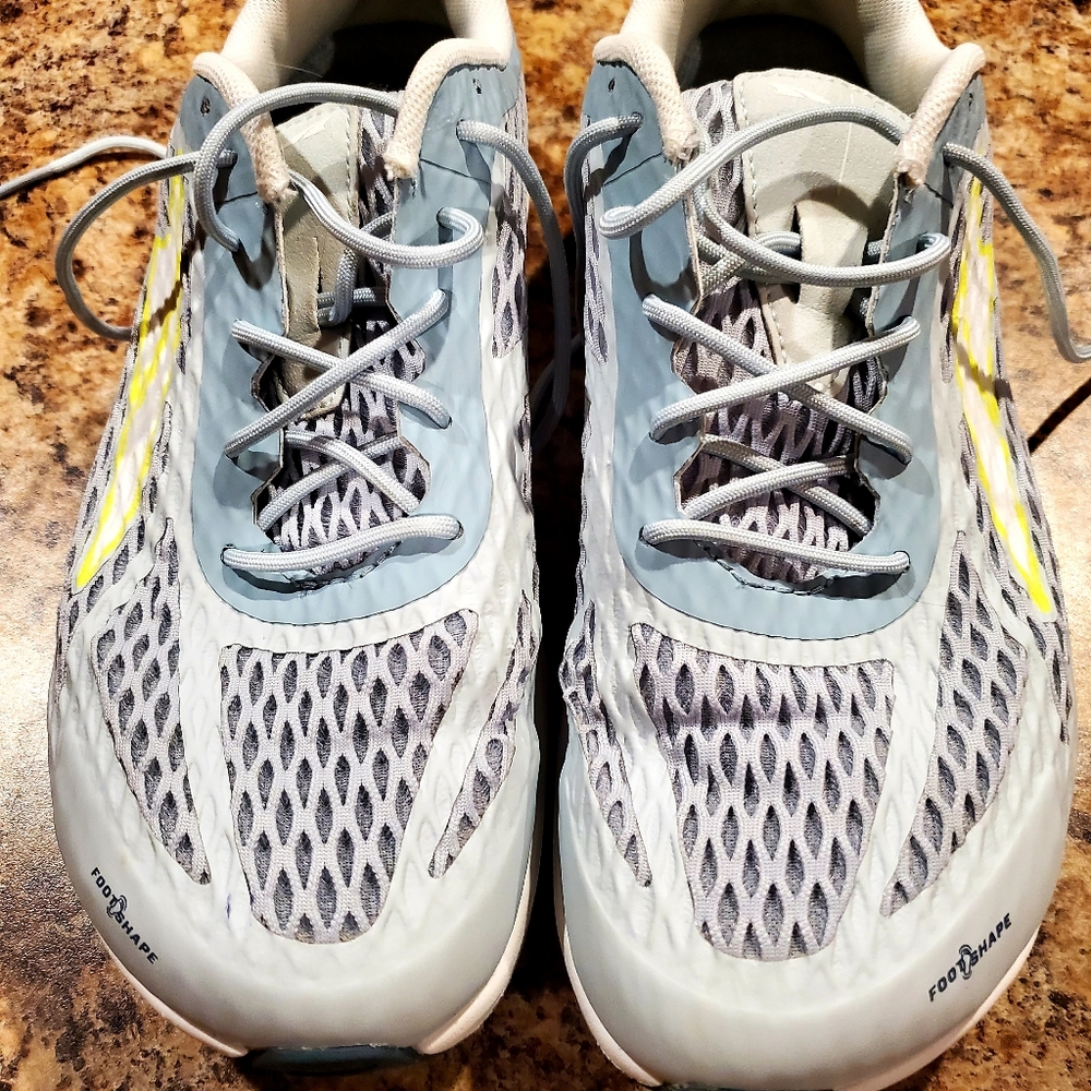 Altra Viho Women's Running Shoe Size 8